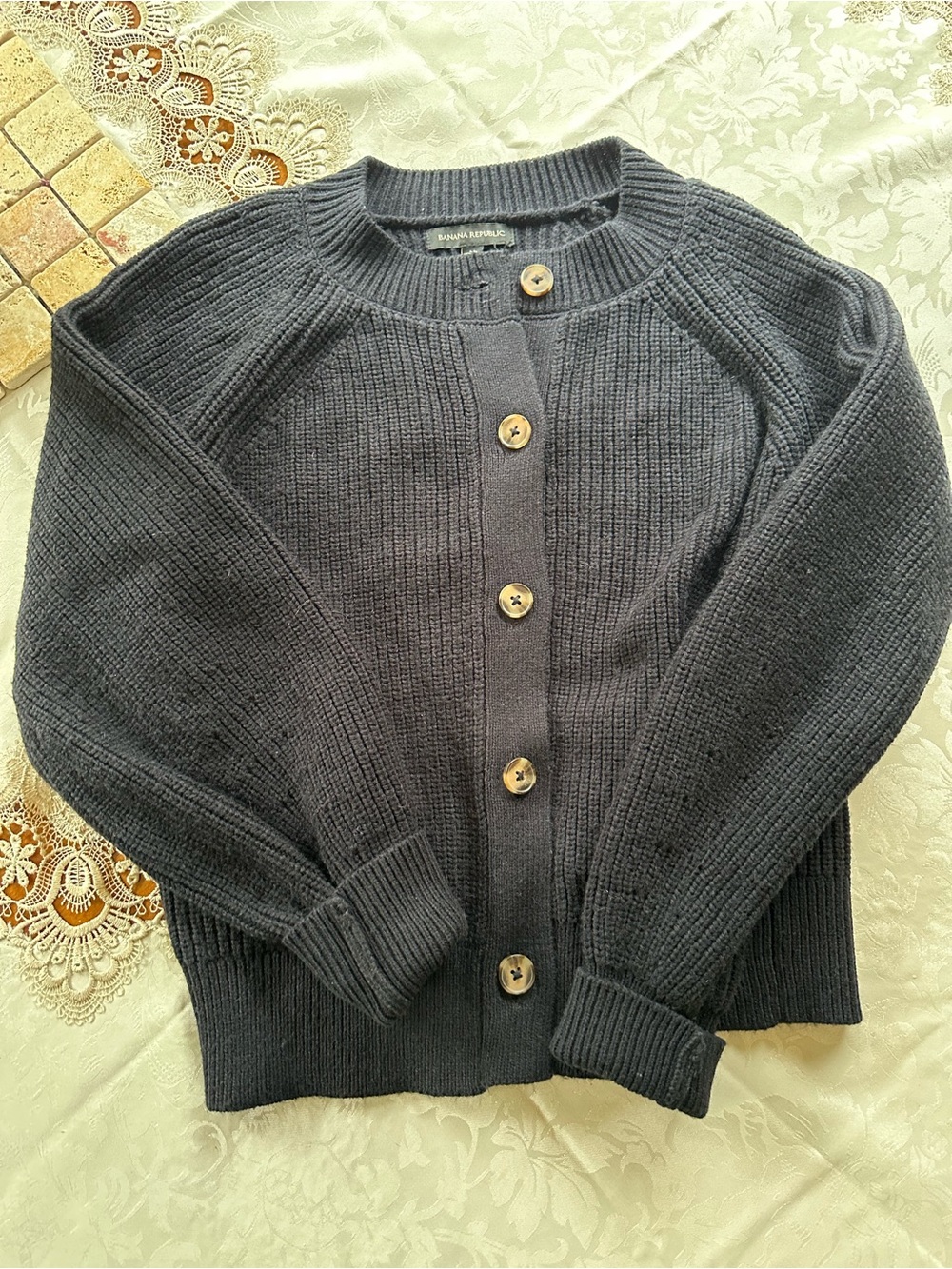 Banana Republic Black Ribbed Button-Front Cardigan Medium - Picture 2 of 9